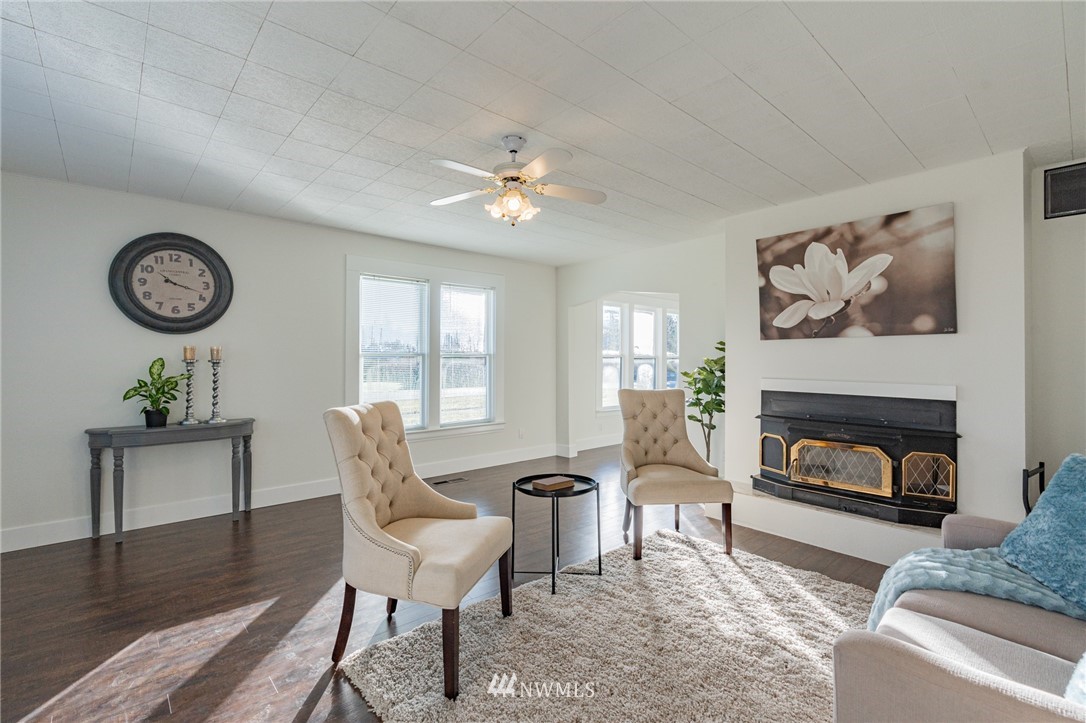 343 Second Street Sumas, WA 98295 - Photo 5 of 38 Gallery Image 5