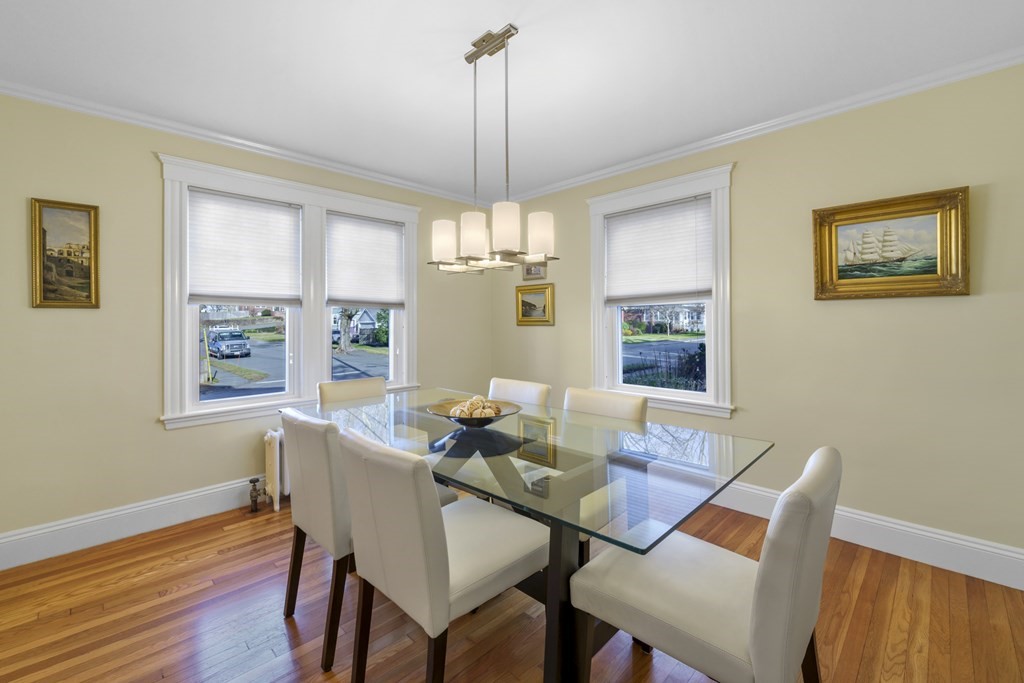 14 Homestead Road Marblehead, MA 01945 - Photo 12 of 41 a dining room with furniture and window