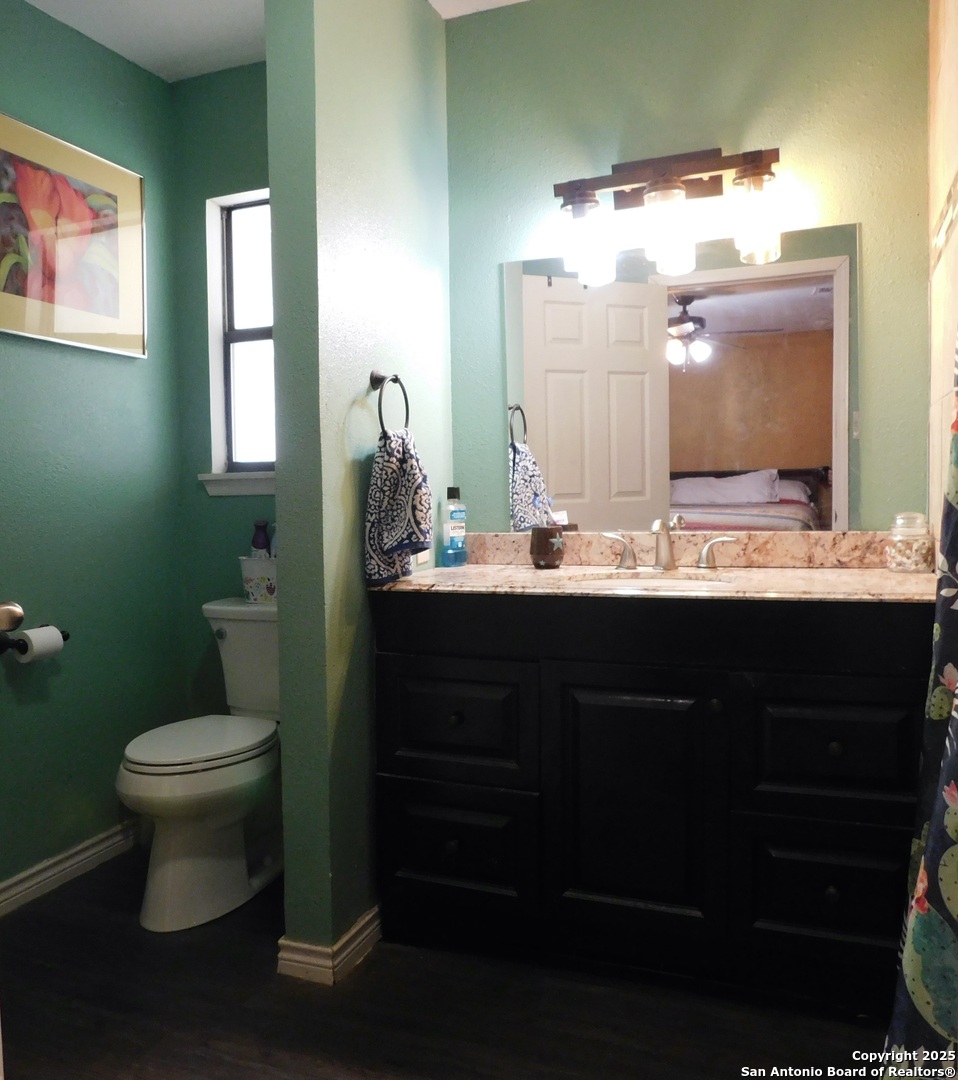 462 County Road 763 Devine, TX 78016 - Photo 19 of 26