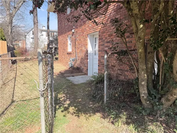 $1,700 | 2888 Bonanza Drive, Unit B, Decatur, GA 30033