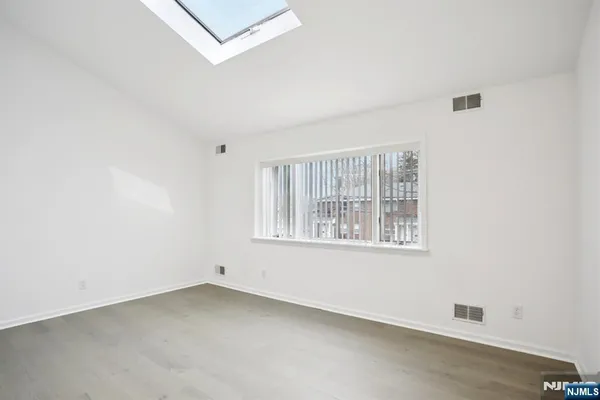 $2,850 | 66 Park Avenue, Unit C, Park Ridge, NJ 07656