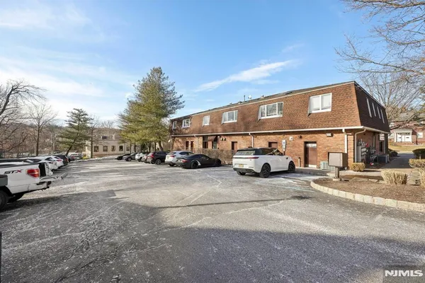 $2,850 | 66 Park Avenue, Unit C, Park Ridge, NJ 07656