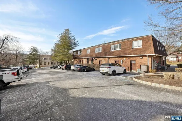 $2,850 | 66 Park Avenue, Unit C, Park Ridge, NJ 07656