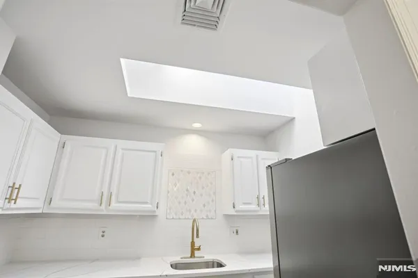 $2,850 | 66 Park Avenue, Unit C, Park Ridge, NJ 07656