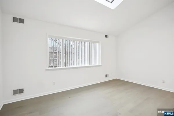 $2,850 | 66 Park Avenue, Unit C, Park Ridge, NJ 07656