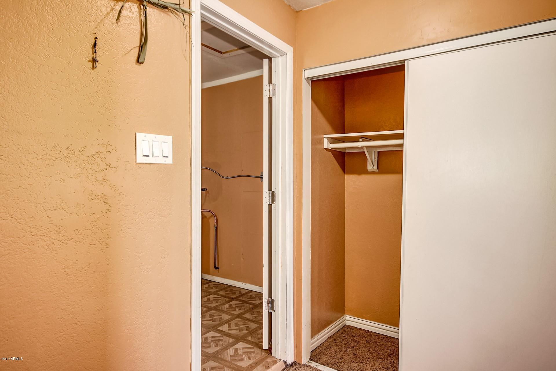 6807 West Berkeley Road Phoenix, AZ 85035 - Photo 11 of 27 Berkeley (11)