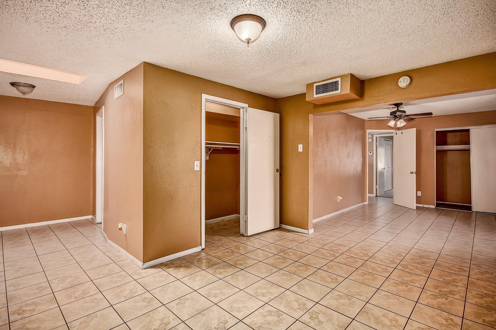 6807 West Berkeley Road Phoenix, AZ 85035 - Photo 17 of 27 Berkeley (17)
