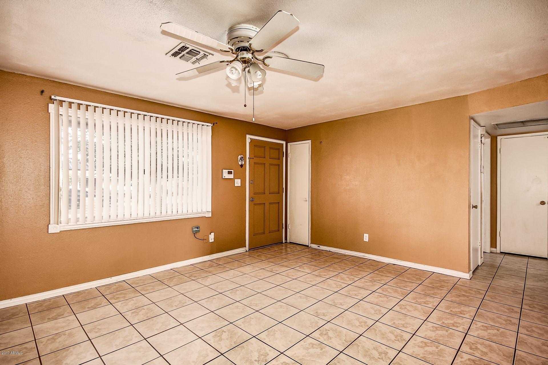 6807 West Berkeley Road Phoenix, AZ 85035 - Photo 6 of 27 Berkeley (6)
