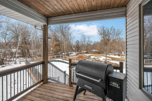 $1,200,000 | 15886 64th Street Southeast, Becker, MN 55308