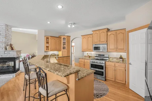 $1,200,000 | 15886 64th Street Southeast, Becker, MN 55308
