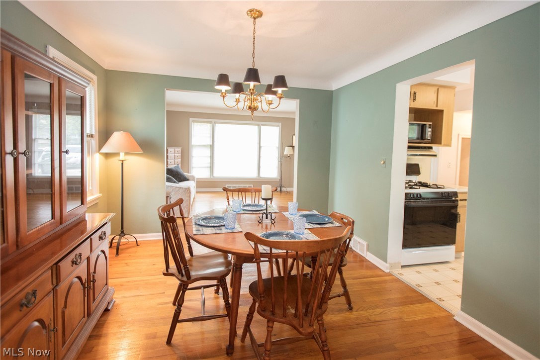 1160 Richmond Road Cleveland, OH 44124 - Photo 10 of 35 Gallery Image 10