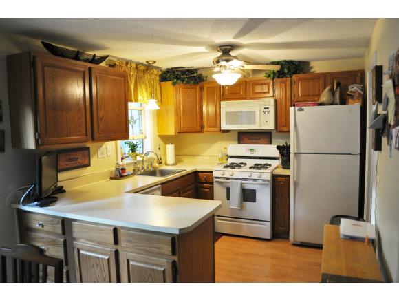 9 Salisbury Road, Unit 61 Nashua, NH 03064 - Photo 9 of 30