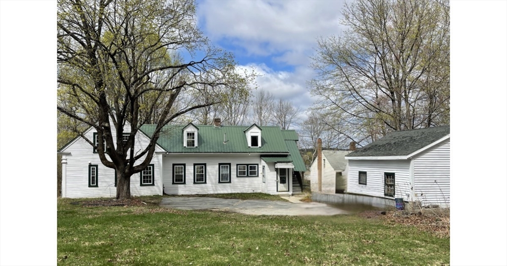 22 Prospect Street Winchendon, MA 01475 - Photo 3 of 30