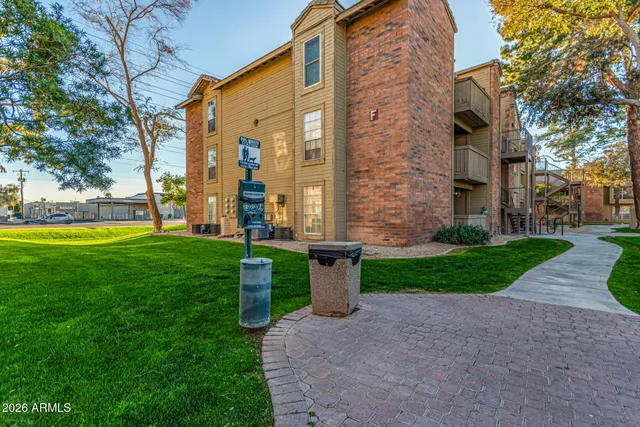 $290,000 | 200 East Southern Avenue, Unit 242, Tempe, AZ 85282