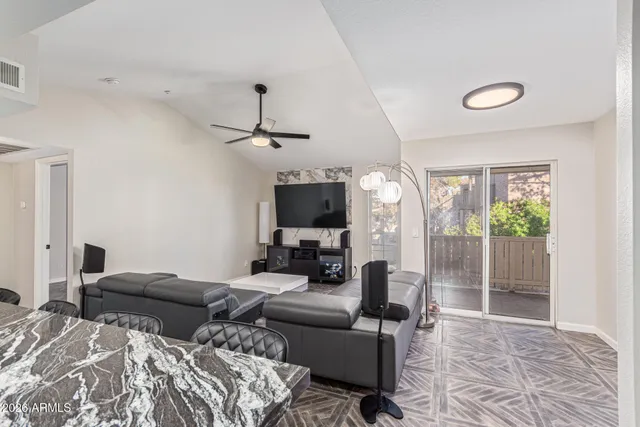 $290,000 | 200 East Southern Avenue, Unit 242, Tempe, AZ 85282