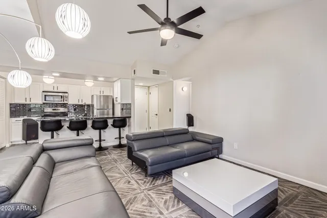 $290,000 | 200 East Southern Avenue, Unit 242, Tempe, AZ 85282