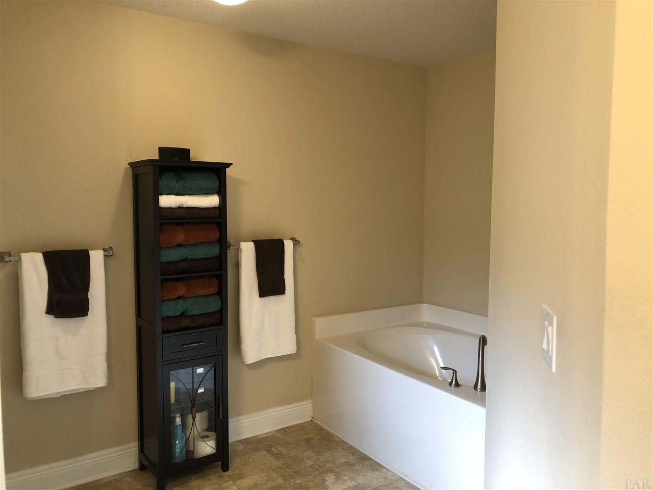3396 Wasatch Range Loop Pensacola, FL 32526 - Photo 27 of 45 Gallery Image 27