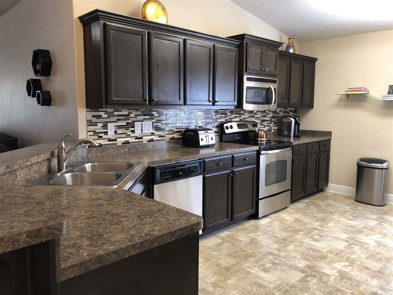 3396 Wasatch Range Loop Pensacola, FL 32526 - Photo 9 of 45 Gallery Image 9