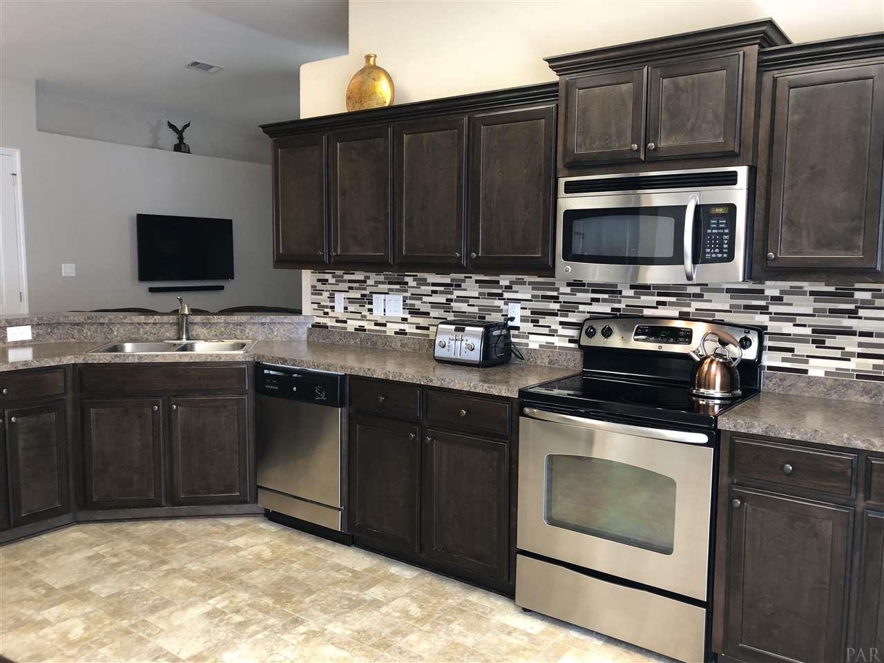 3396 Wasatch Range Loop Pensacola, FL 32526 - Photo 10 of 45 Gallery Image 10