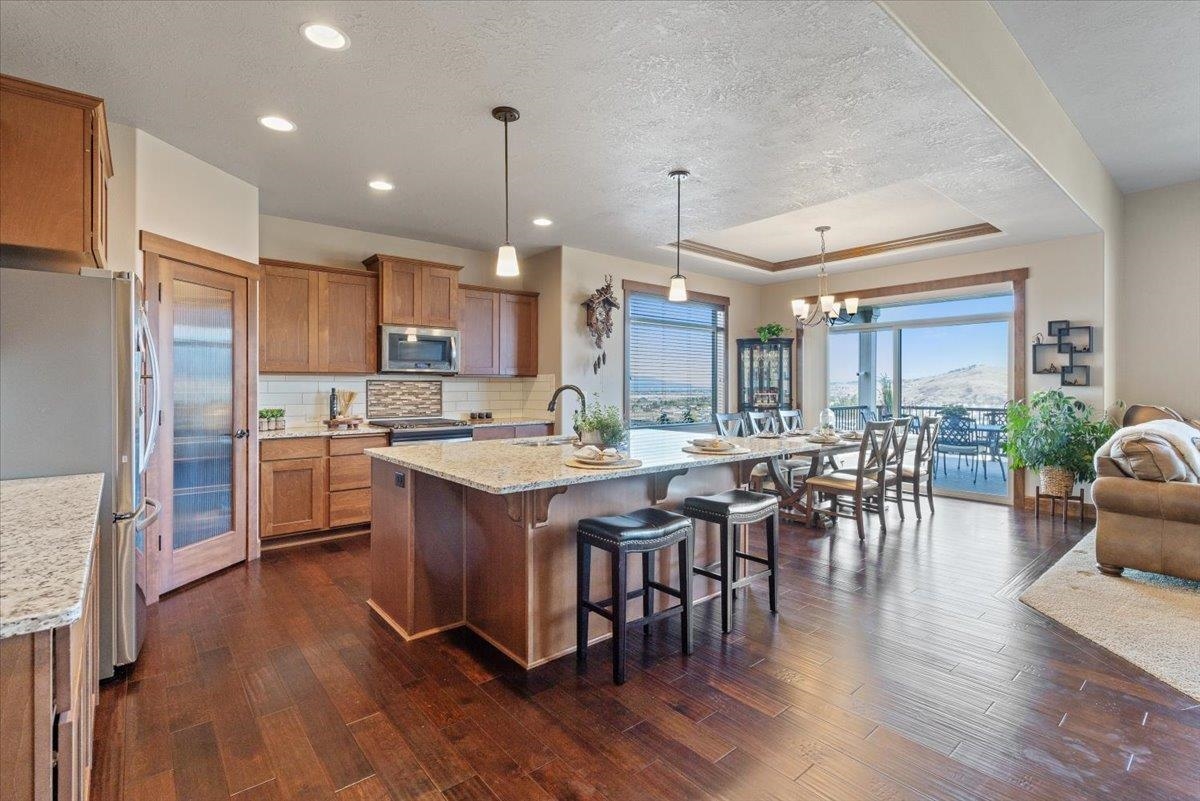 18007 East Daystar Road Greenacres, WA 99016 - Photo 3 of 37 Gallery Image 3