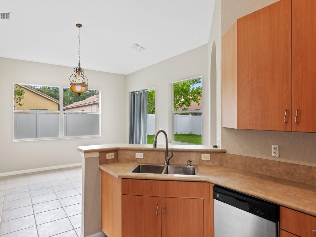 5937 Spanish River Road Fort Pierce, FL 34951 - Photo 16 of 46 5 Kitchen 3