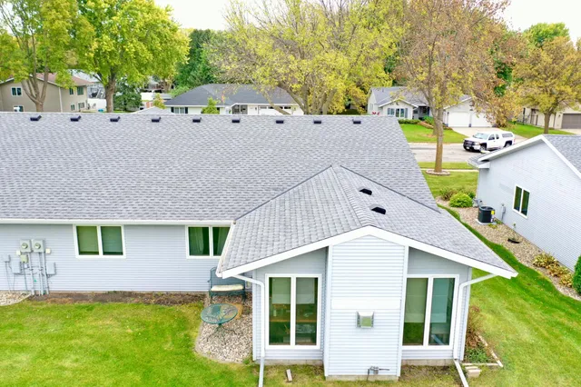 $244,600 | 2506 9th Street Southwest, Willmar, MN 56201