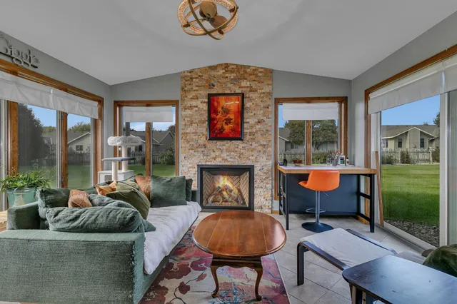 $244,600 | 2506 9th Street Southwest, Willmar, MN 56201