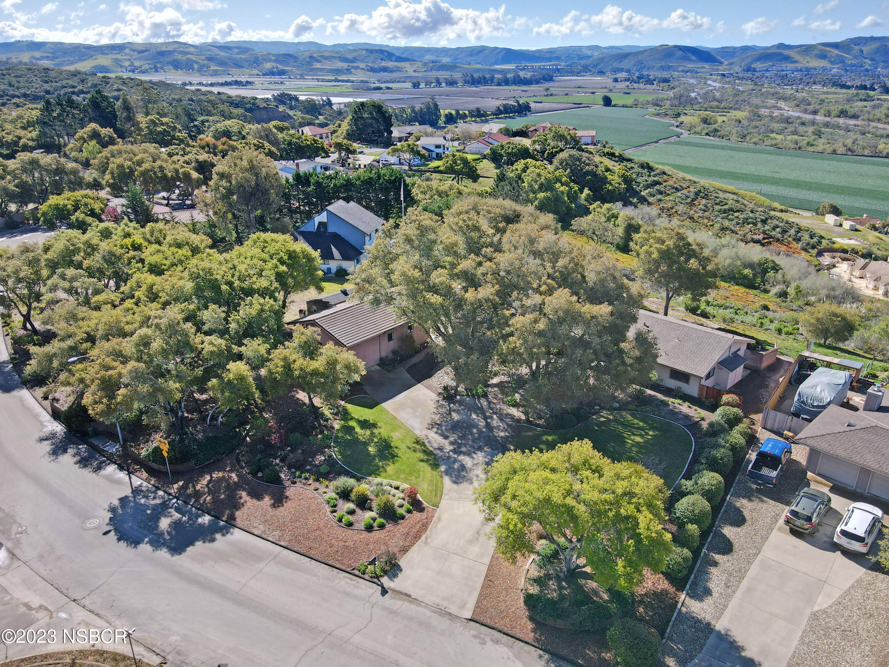 2845 Lewis Drive Lompoc, CA 93436 - Photo 1 of 68 1