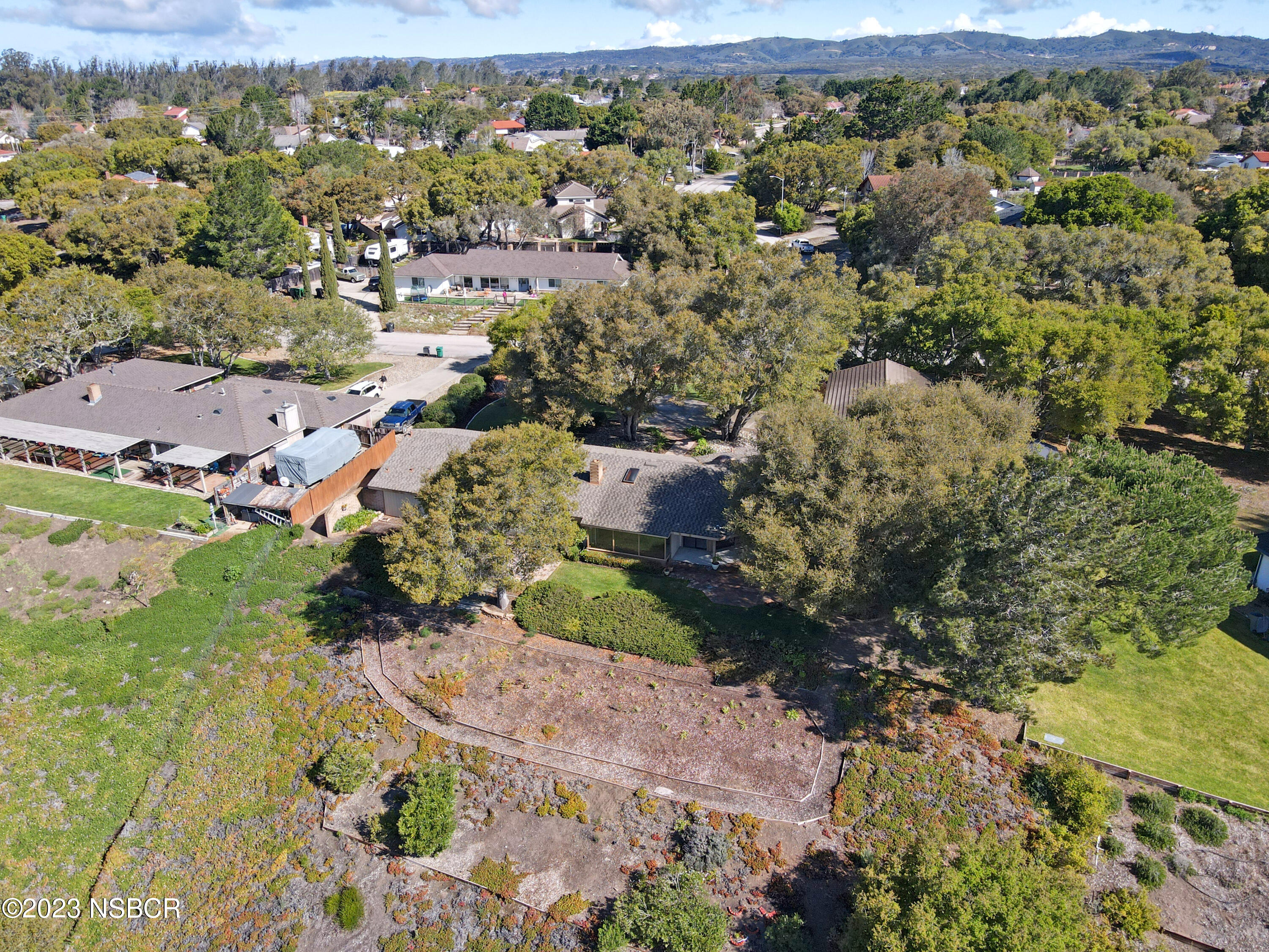 2845 Lewis Drive Lompoc, CA 93436 - Photo 11 of 68 12