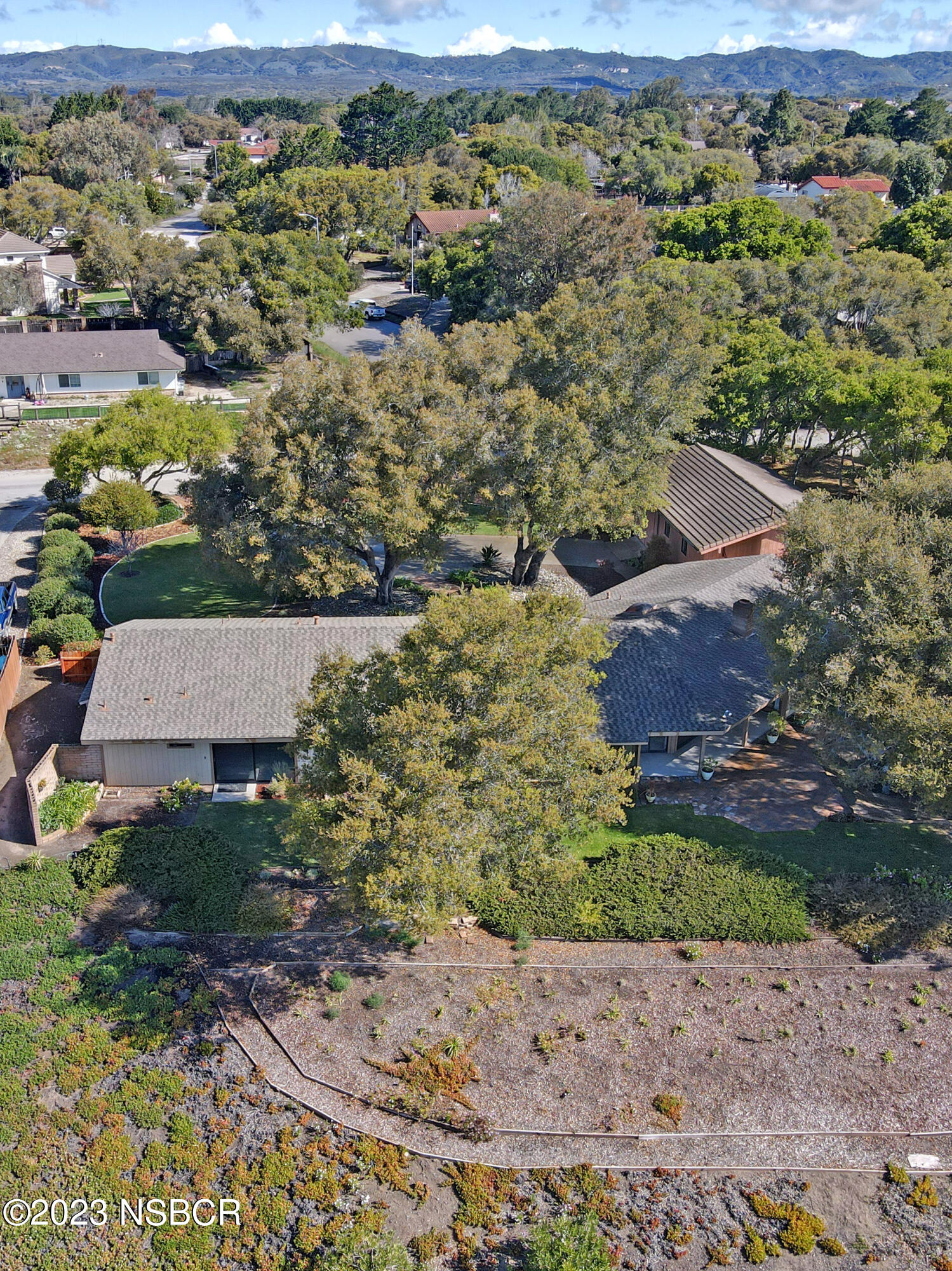2845 Lewis Drive Lompoc, CA 93436 - Photo 12 of 68 13