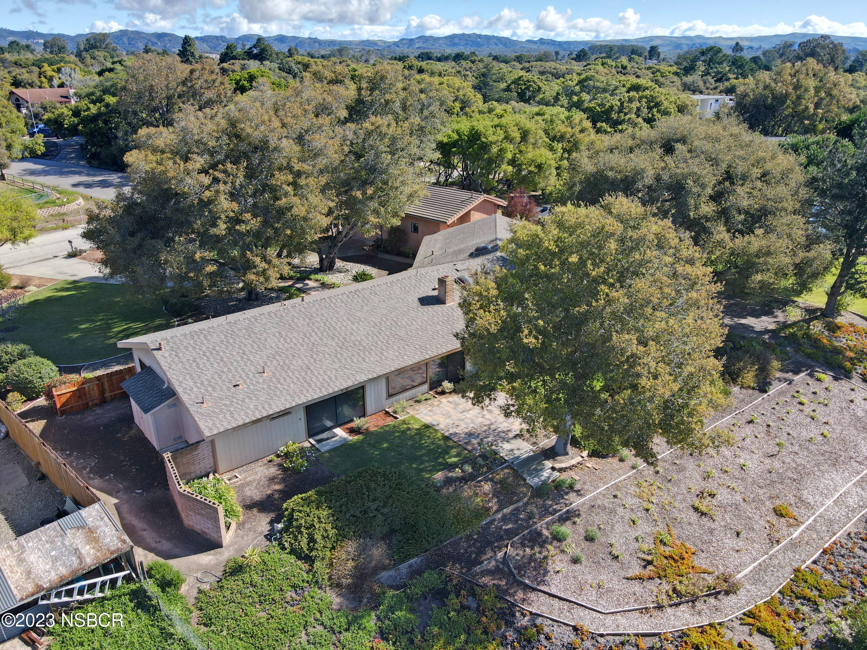 2845 Lewis Drive Lompoc, CA 93436 - Photo 13 of 68 14