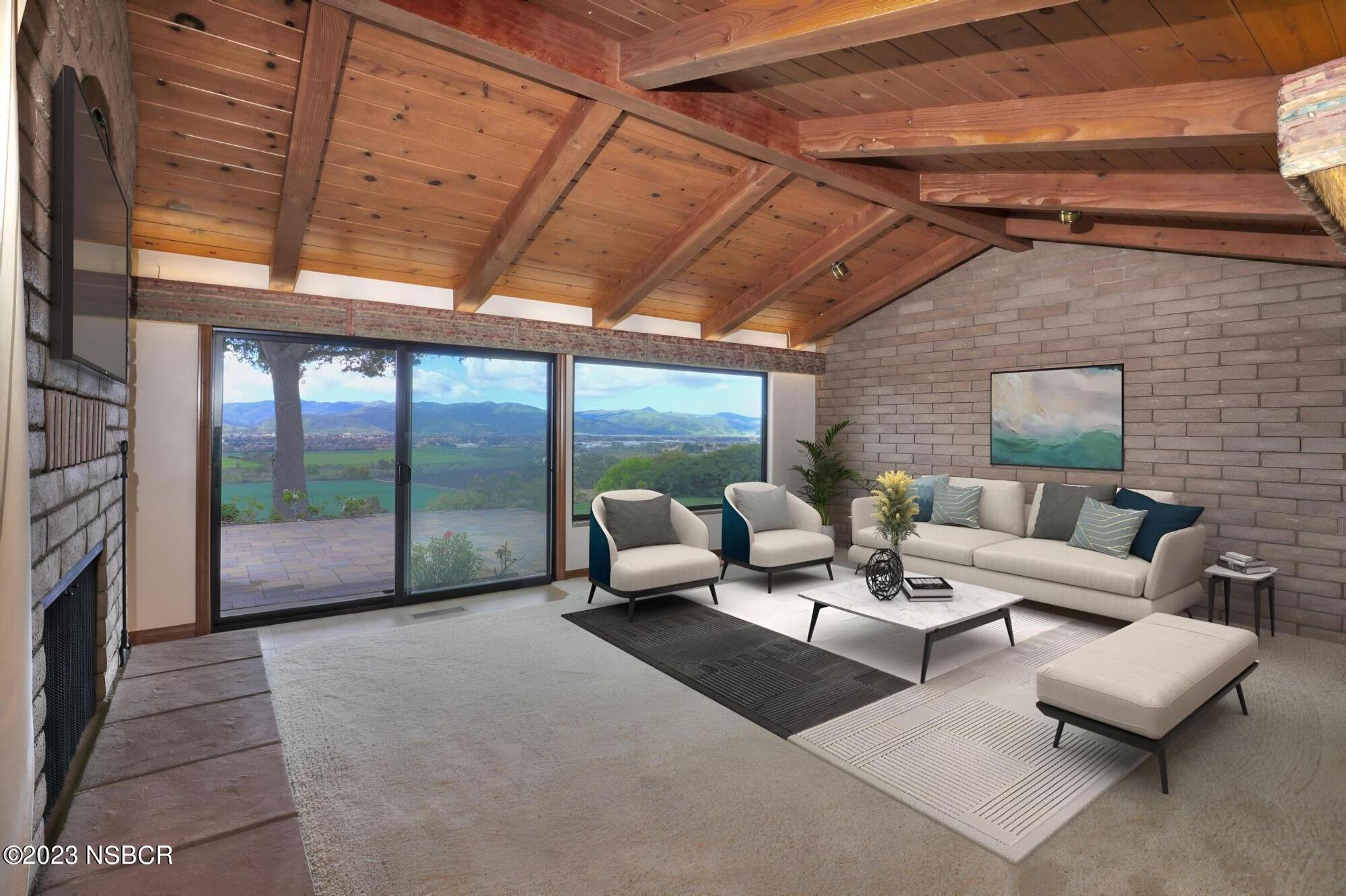2845 Lewis Drive Lompoc, CA 93436 - Photo 22 of 68 Living Room