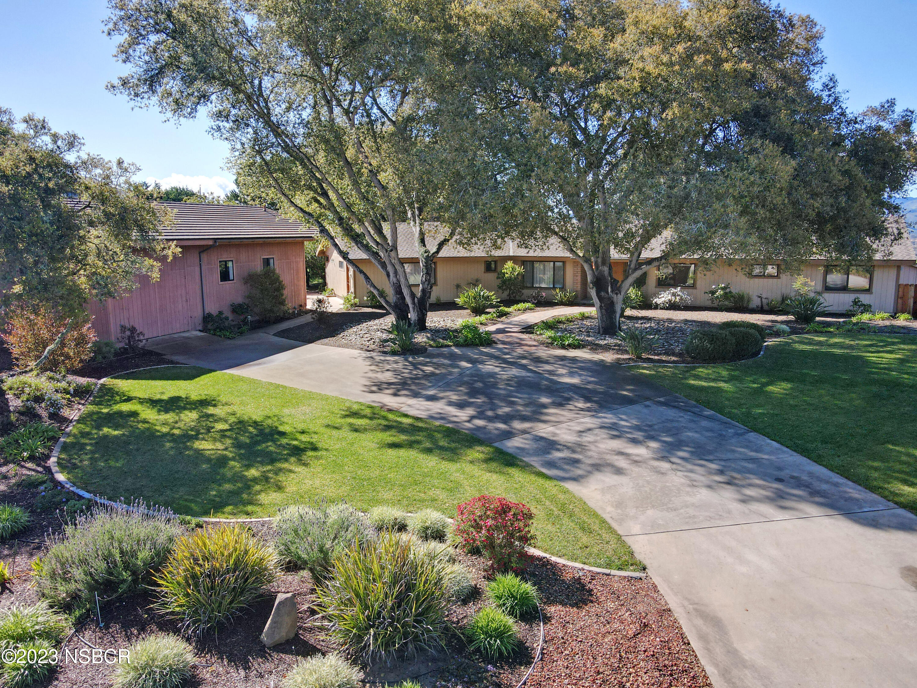 2845 Lewis Drive Lompoc, CA 93436 - Photo 7 of 68 8