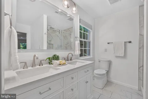 $1,395,000 | 11312 Lapham Drive, Oakton, VA 22124