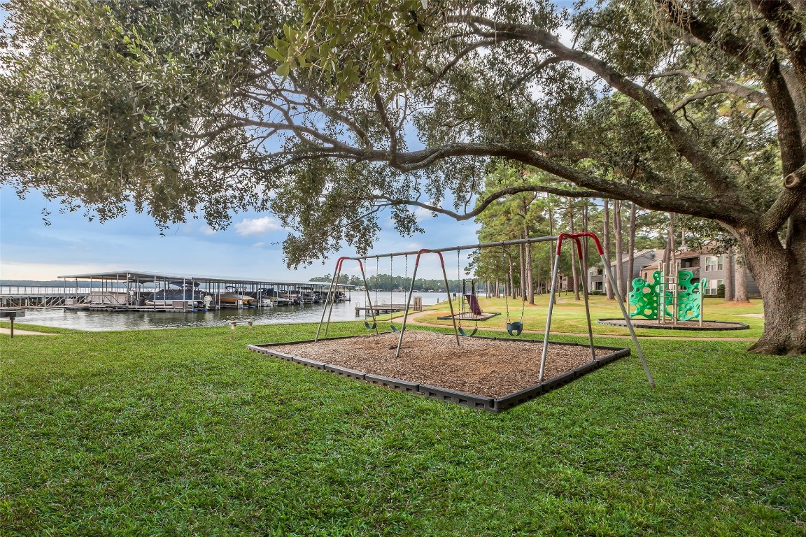 13860 Ventura Road Willis, TX 77318 - Photo 19 of 22 a view of a backyard with green space