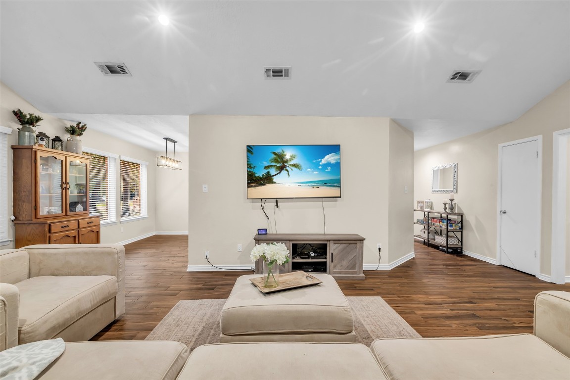 13860 Ventura Road Willis, TX 77318 - Photo 5 of 22 a living room with furniture and a large window