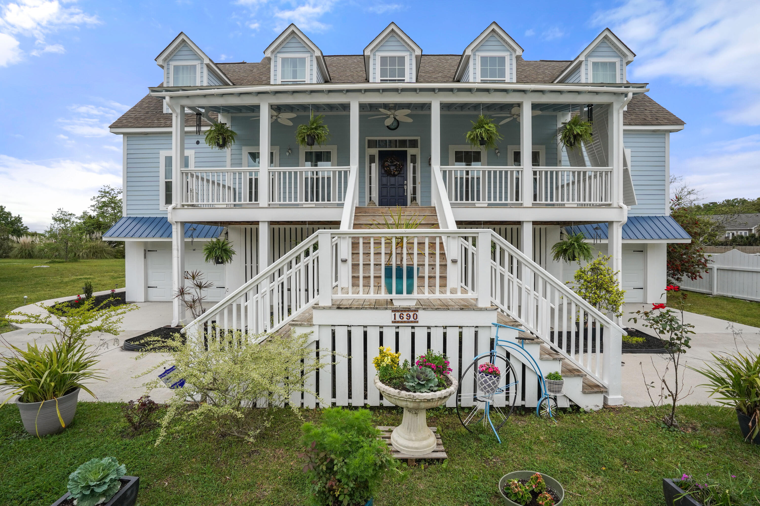 1690 Old Military Road Charleston, SC 29412 - Photo 1 of 71 812311-DEK06152