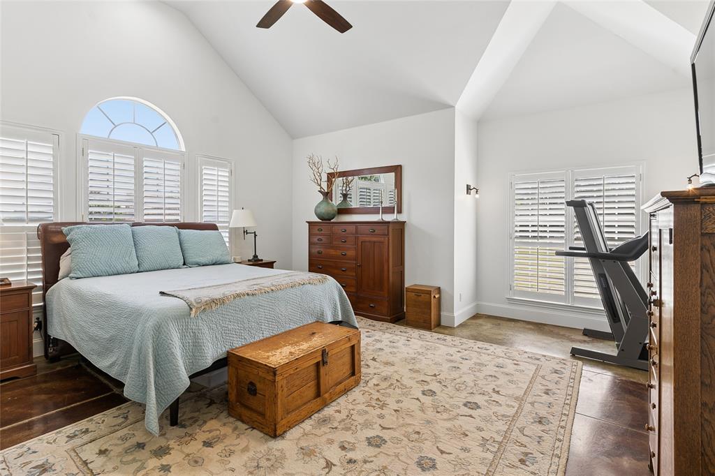 4030 Weston Road McKinney, TX 75071 - Photo 19 of 39 Large Primary Suite