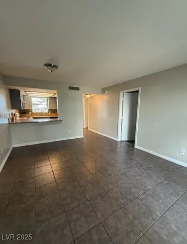 $1,300 | 3823 South Maryland Parkway, Unit D1, Las Vegas, NV 89119