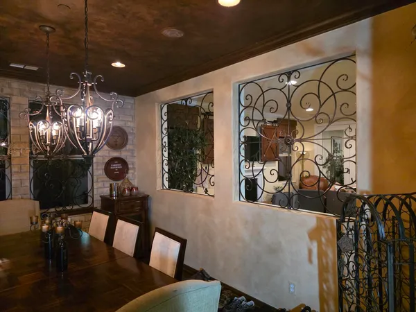 $1,845,000 | 1918 Corte Maravilla, Chula Vista, CA 91914