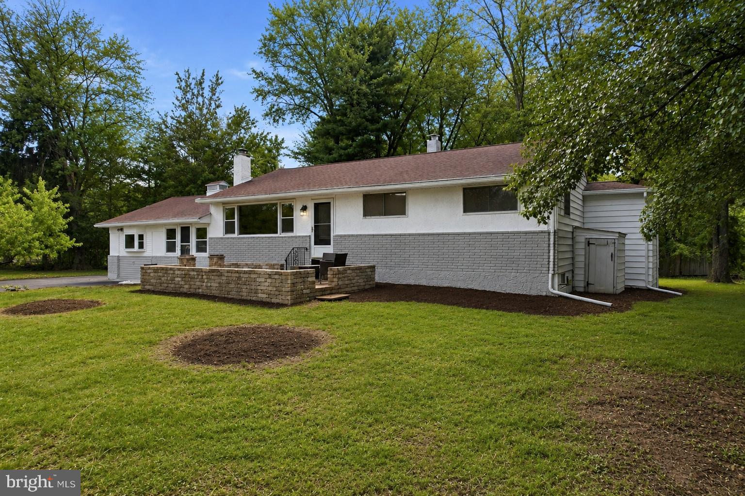 422 Privet Road Horsham, PA 19044 - Photo 1 of 27