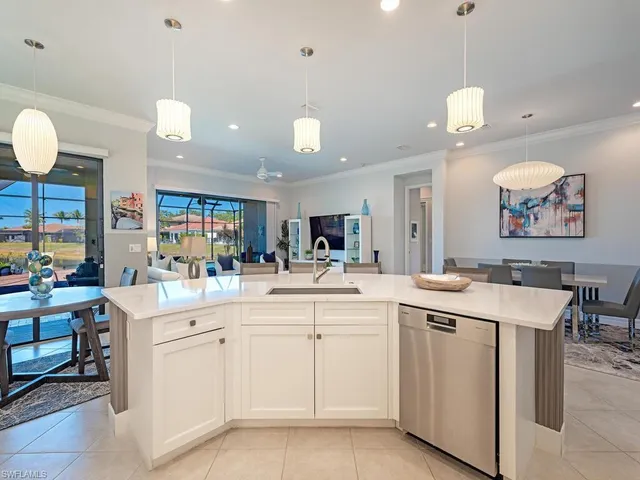 $975,000 | 3693 Pleasant Springs Drive, Naples, FL 34119