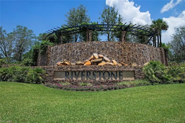 $975,000 | 3693 Pleasant Springs Drive, Naples, FL 34119