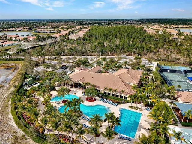 $975,000 | 3693 Pleasant Springs Drive, Naples, FL 34119