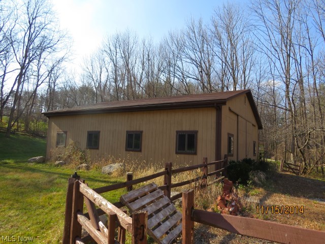 1407 Sand Run Road Akron, OH 44313 - Photo 2 of 26