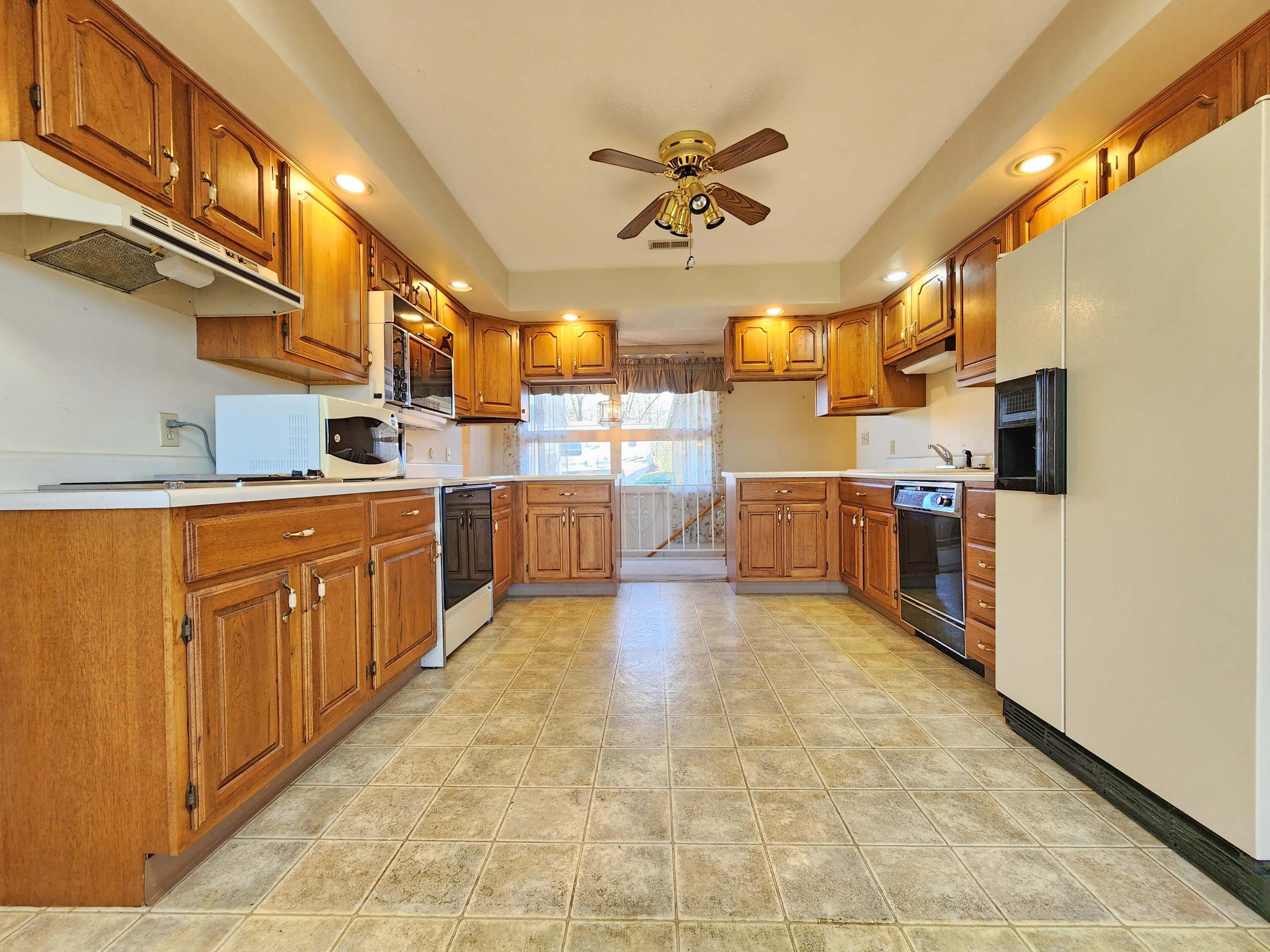 3670 Old Columbus Road Springfield, OH 45503 - Photo 10 of 64