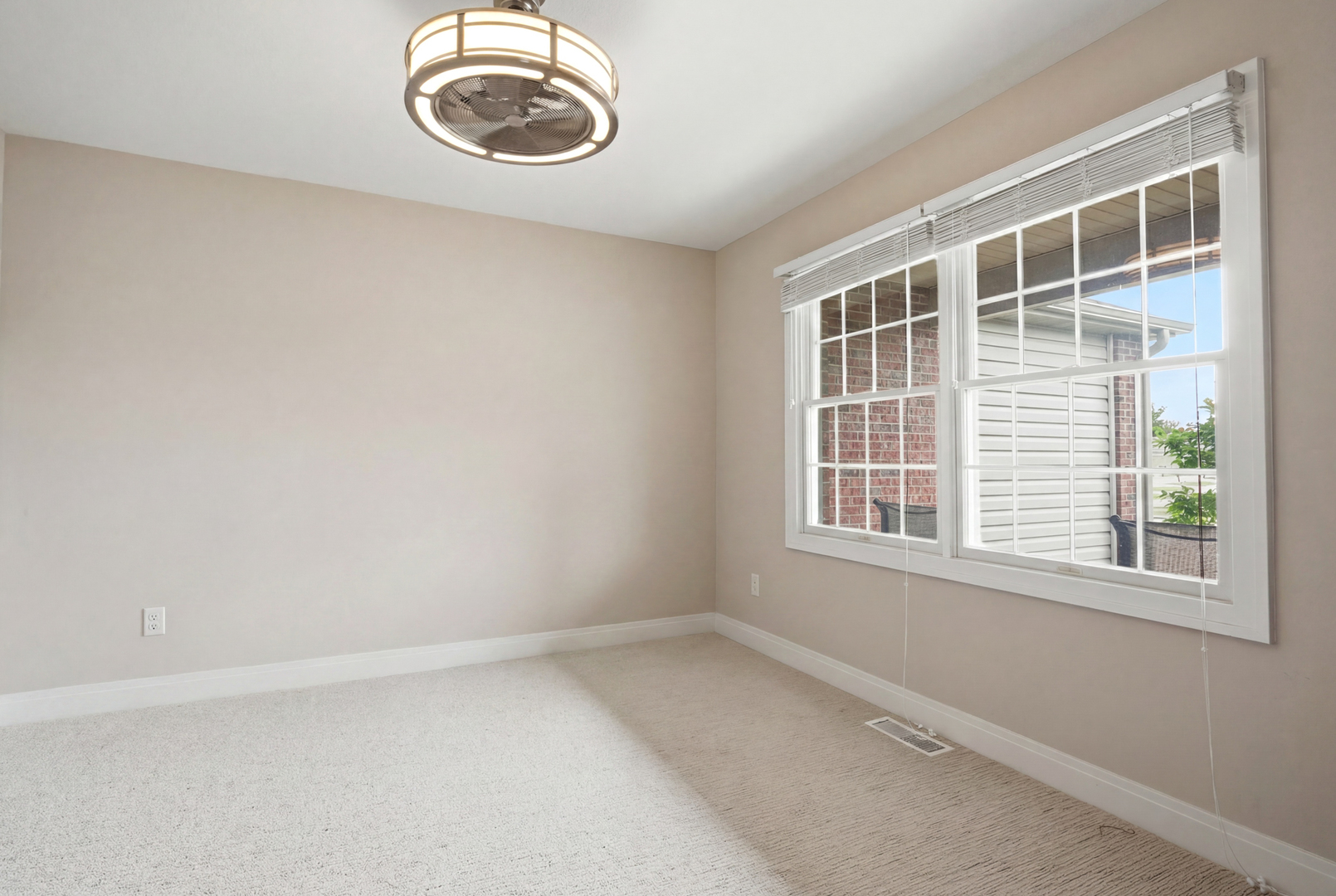 2526 Windward Boulevard, Unit 2526 Champaign, IL 61821 - Photo 22 of 29