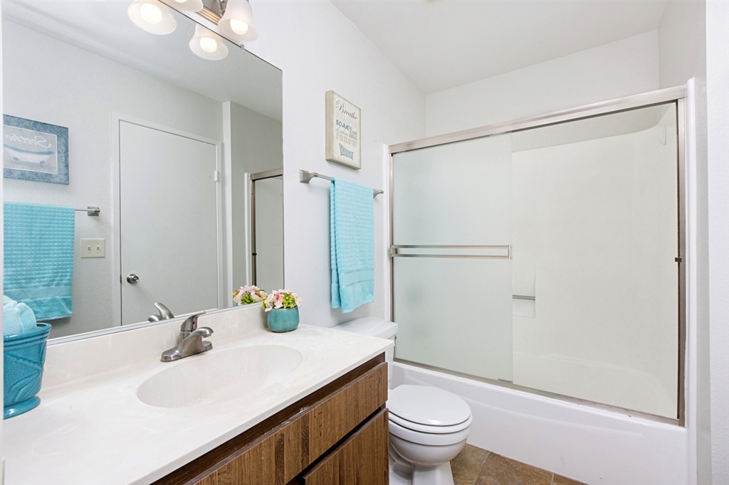 5938 Rancho Mission Road, Unit 131 San Diego, CA 92108 - Photo 11 of 25 Gallery Image 11