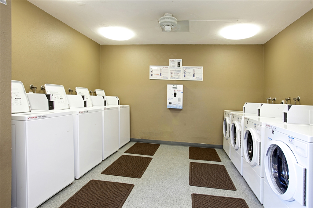 5938 Rancho Mission Road, Unit 131 San Diego, CA 92108 - Photo 17 of 25 Gallery Image 17
