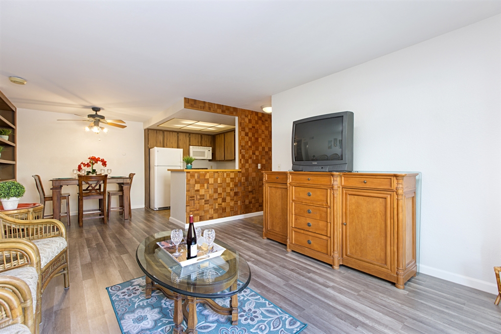 5938 Rancho Mission Road, Unit 131 San Diego, CA 92108 - Photo 8 of 25 Gallery Image 8